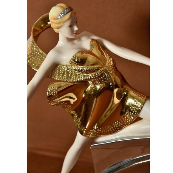 The Franklin Mint STARLIGHT in PLATINUM Fine Porcelain Figurine Hand Painted - Picture 5 of 8